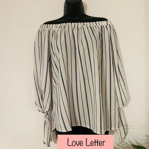 Love letter collections off the shoulder top with 3/4 sleeves size large